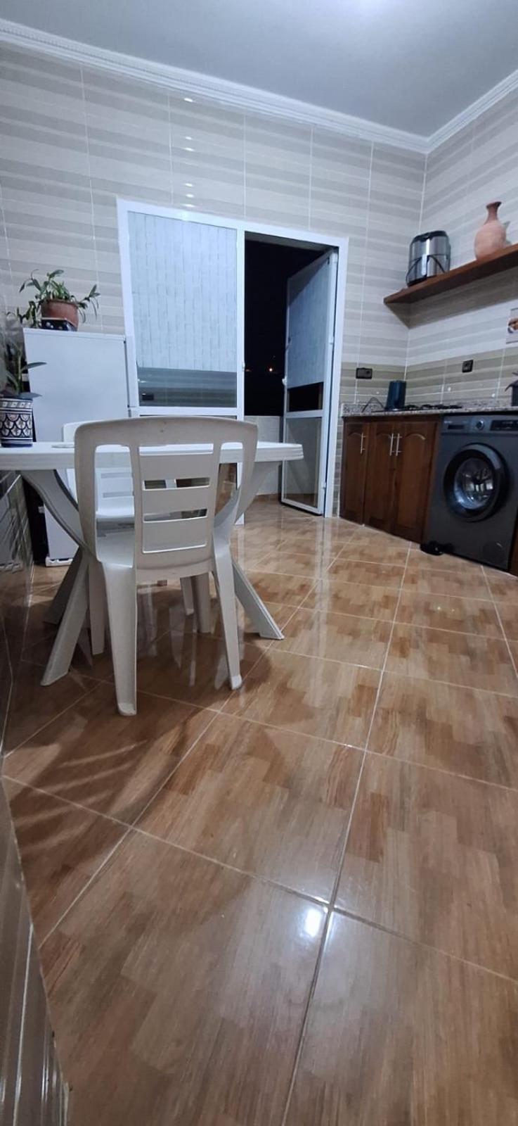 Apartment Dikki Hatba Louien Design *
